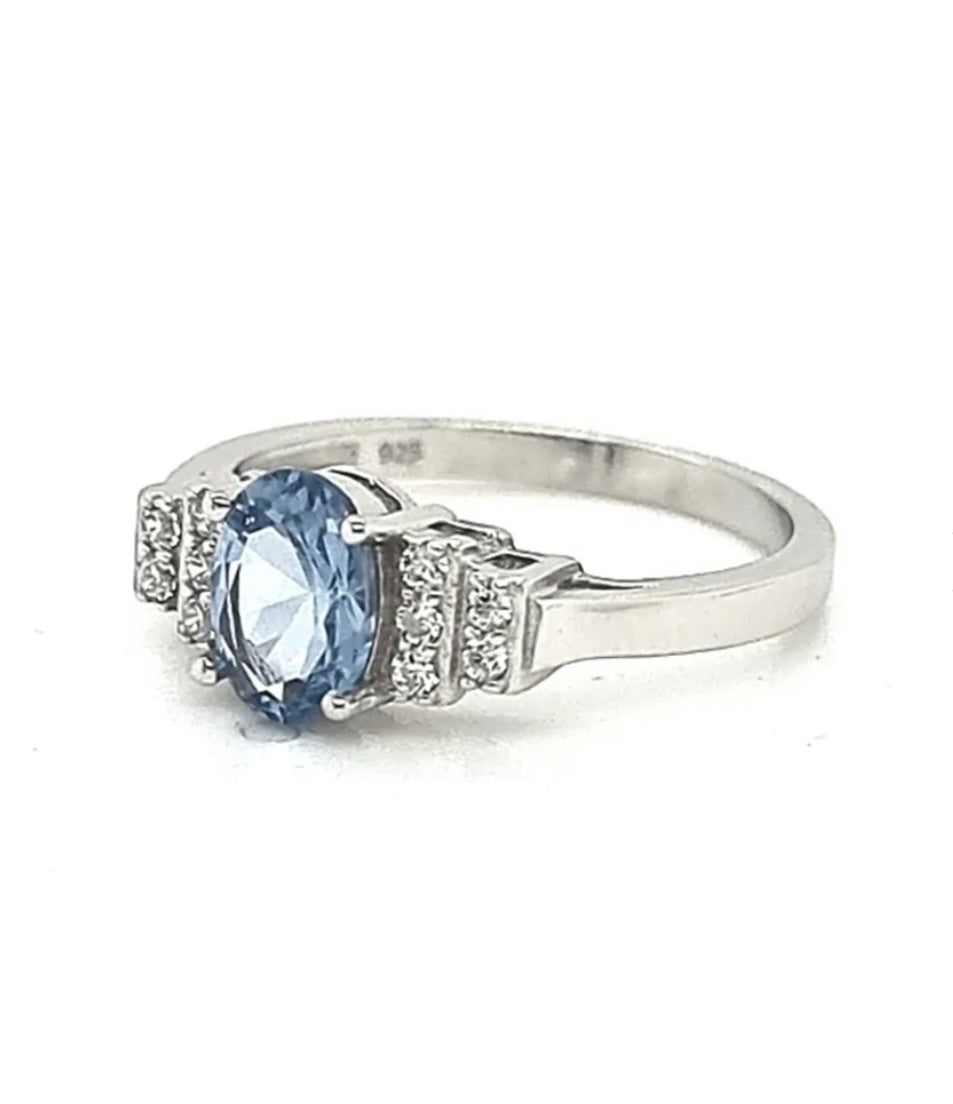 Anillo Crystal Aquamarina ovalado