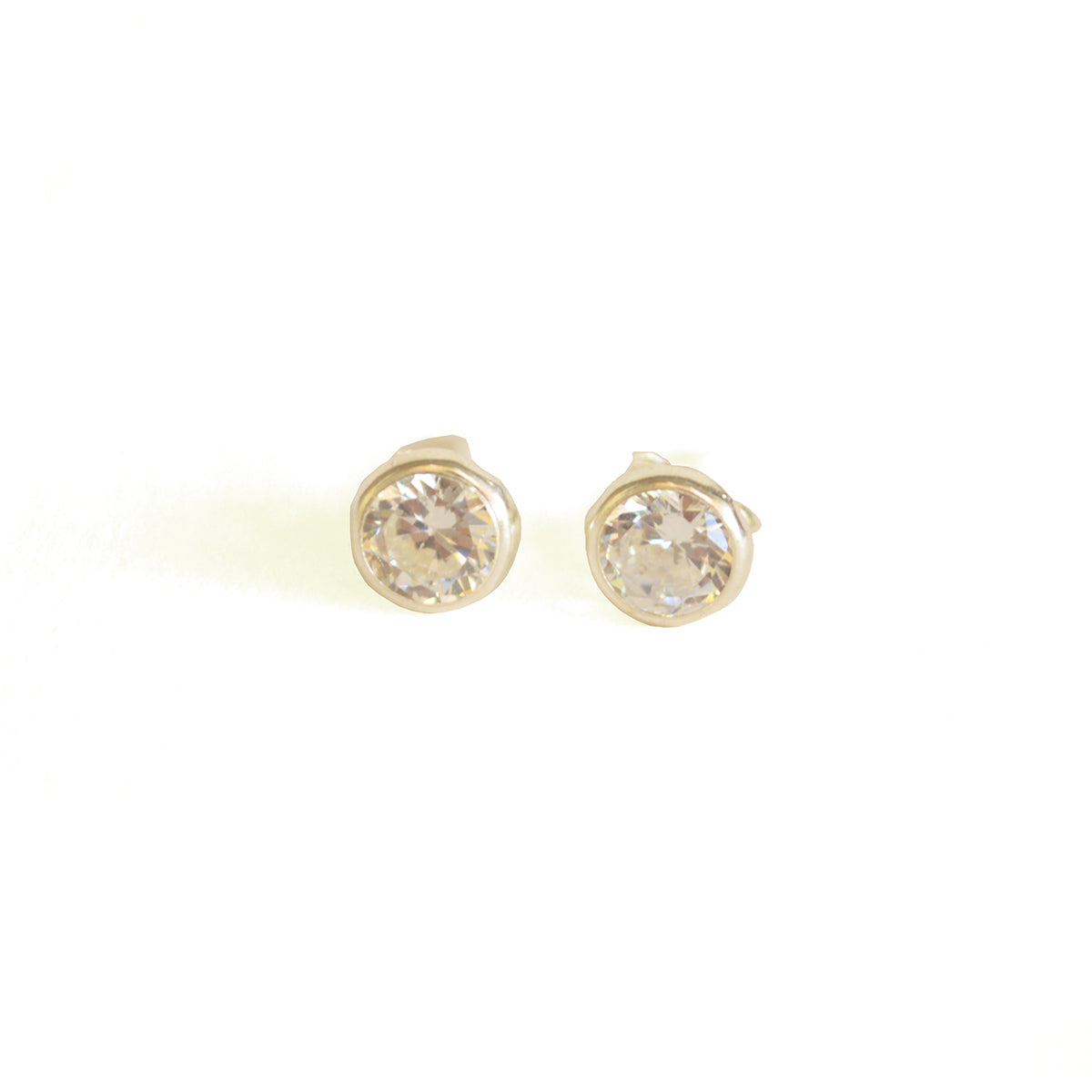 AROS PUNTO DE LUZ PLATA 925 Y CRYSTAL MEDIANO